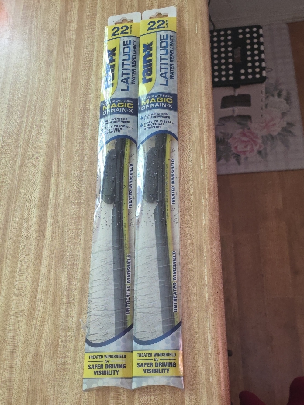 Latitude 22" Windshield Wiper Blade - Black 2(Single Packs)